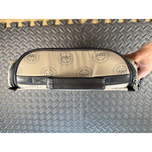 LAND Santa Fe Computer/Electronics Bag Leather Handle Rare Find 14" x 11.5" - Picture 2 of 7